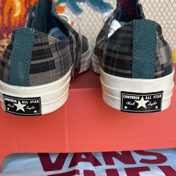 Converse 166852C
CHUCK 70 OX 
BLACK/FADED SPRUCE
Men’s sneakers - athletic shoes - Picture 14 of 16